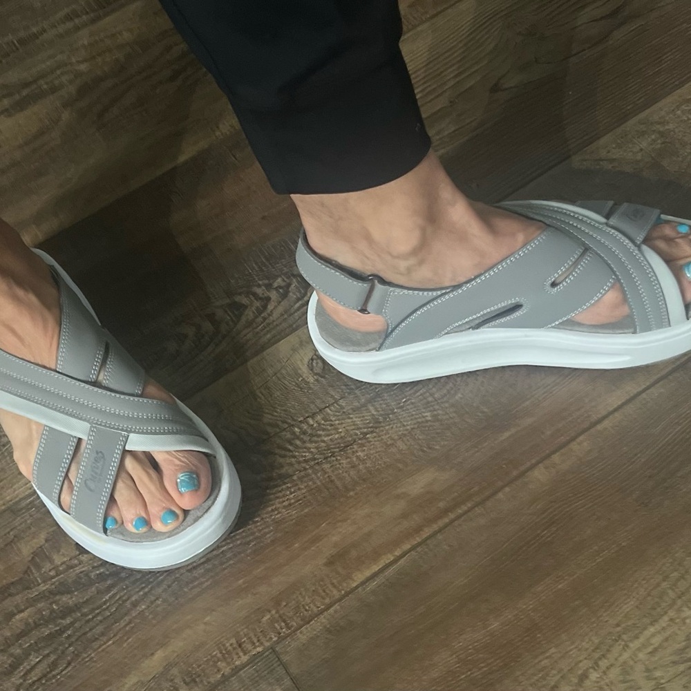 CURVES for Women, shape up, rocker style. 
 Gray Sandals 9